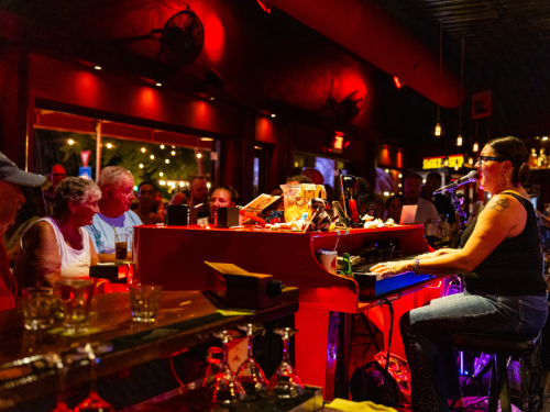 Sopranos Piano Bar – A Night of Live Music and Good Company in Palm Beach